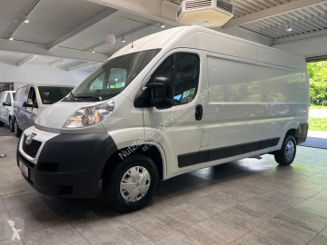 Fourgon long Peugeot
