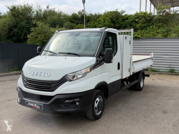 Utilitaire benne standard Iveco