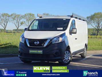 Furgon dostawczy Nissan