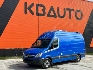 Fourgon Mercedes