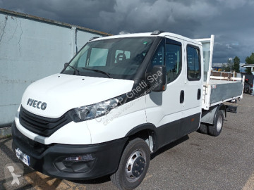 Utilitaire benne Iveco