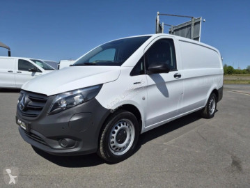 Véhicule utilitaire Mercedes