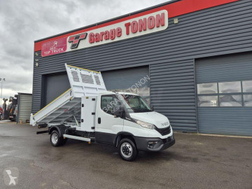 Utilitaire benne standard Iveco neuf
