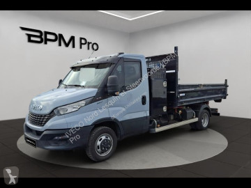 Utilitaire benne Iveco