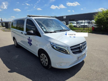 Ambulance Mercedes