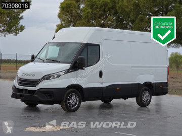Fourgon Iveco neuf