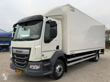 Fourgon DAF