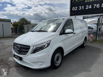Véhicule utilitaire Mercedes