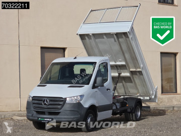 Utilitaire benne Mercedes