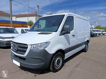 Fourgon Mercedes