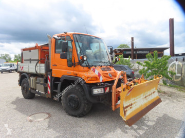 Mercedes Unimog U 400