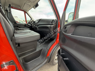 Utilitaire benne Iveco