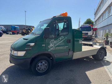 Utilitaire tracteur Iveco