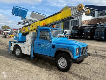 Con plataforma Land Rover