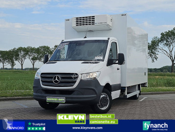 Nyttobil med kyl Mercedes