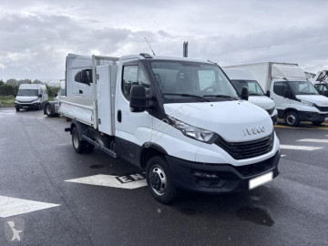 Utilitaire benne Iveco