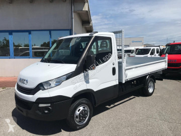 Utilitaire benne Iveco