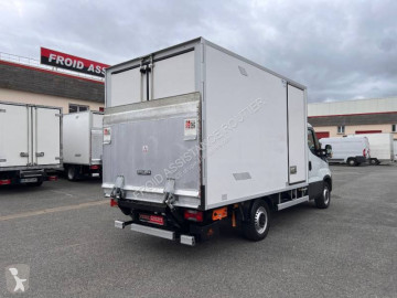Caisse négative et positive Iveco