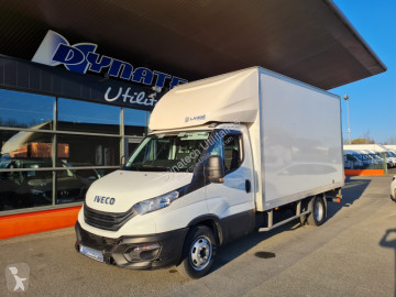 Utilitaire caisse grand volume Iveco