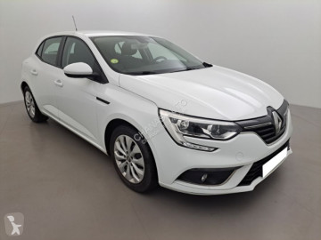 Coche berlina Renault