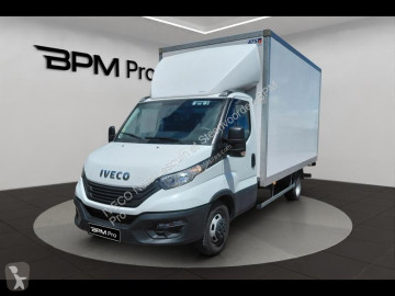 Con volquete Iveco