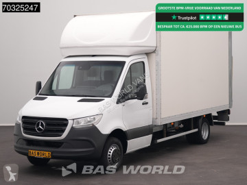 Furgon dostawczy Mercedes