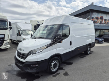 Caja cerrada Iveco