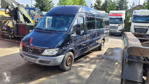 Minibus Mercedes