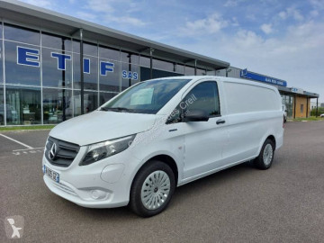 Fourgon Mercedes