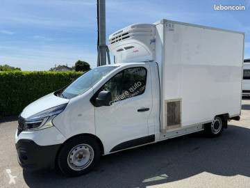 RenaultTrafic145