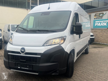 OpelMovano