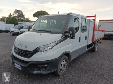 Utilitaire benne Iveco