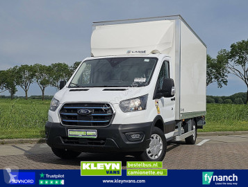 Fourgon Ford