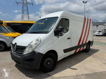 Furgón largo Renault