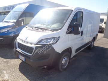 Fourgon Peugeot