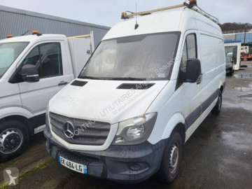 Fourgon Mercedes
