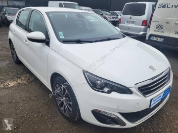 Osobowy Peugeot