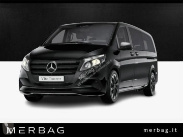 Vehículo comercial Mercedes nuevo