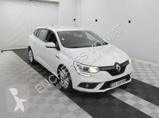 Caja cerrada Renault