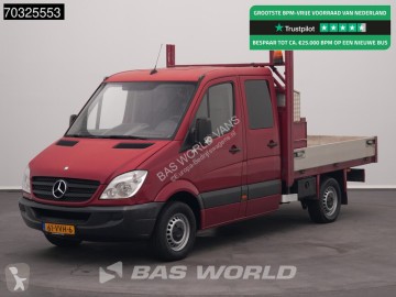 Utilitaire plateau Mercedes