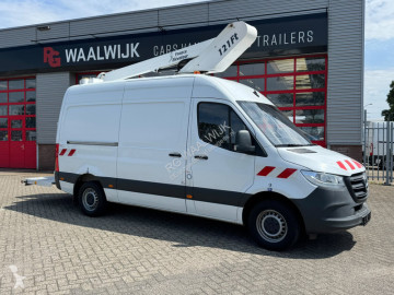 Nacelle Mercedes