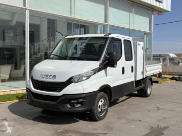 Con volquete Iveco