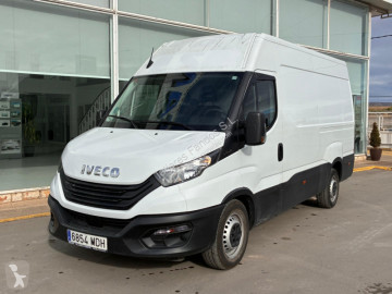 Caja cerrada Iveco