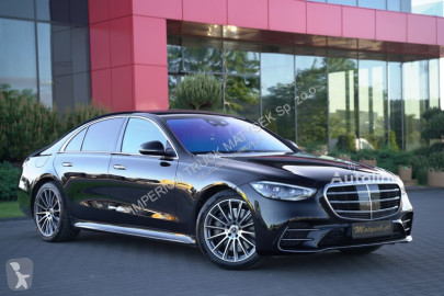 Samochód Mercedes