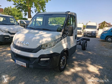 Chasis cabina Iveco
