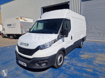 Caja cerrada Iveco