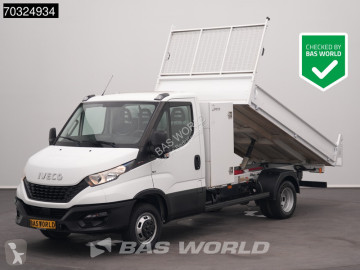 Con volquete Iveco