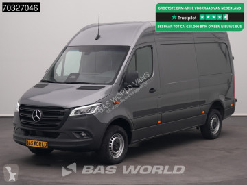 Fourgon Mercedes
