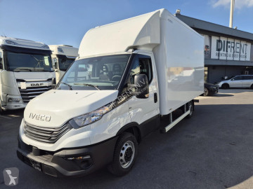 Caja cerrada Iveco