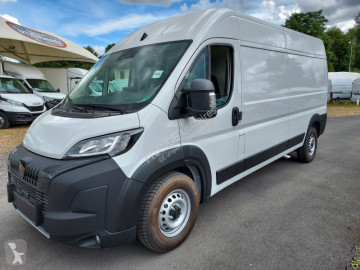 Fourgon Peugeot
